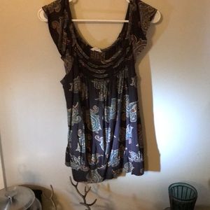 Women’s Top - Medium